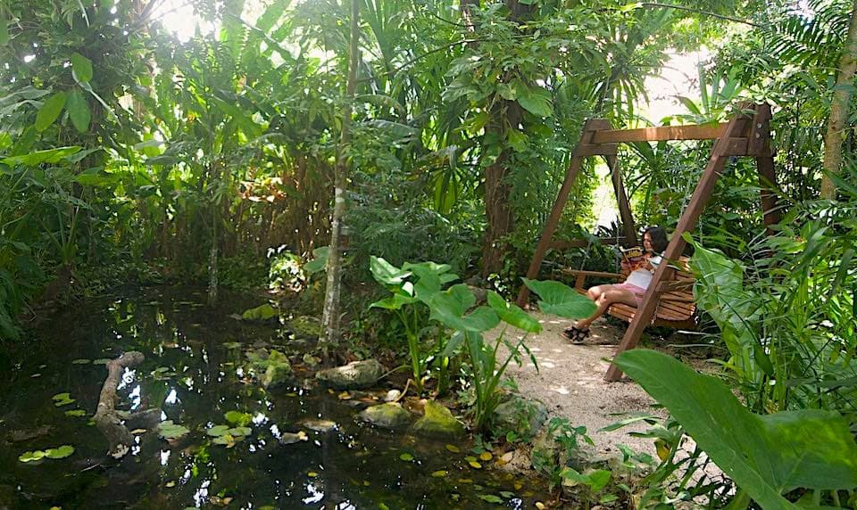 Lamanai Outpost Lodge