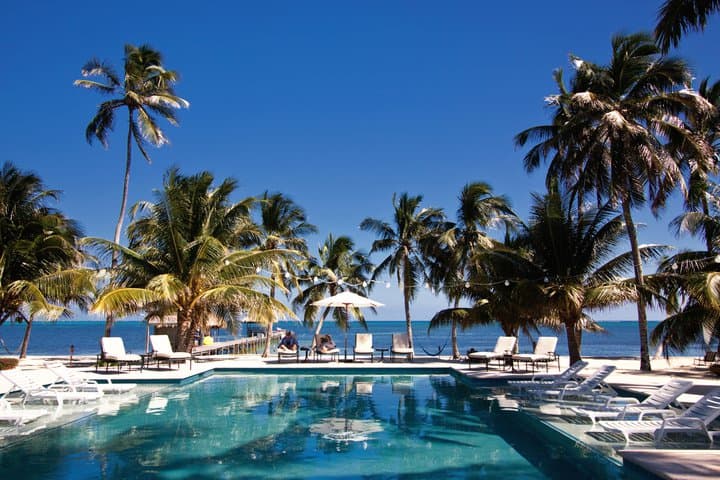 Victoria House Resort & Spa