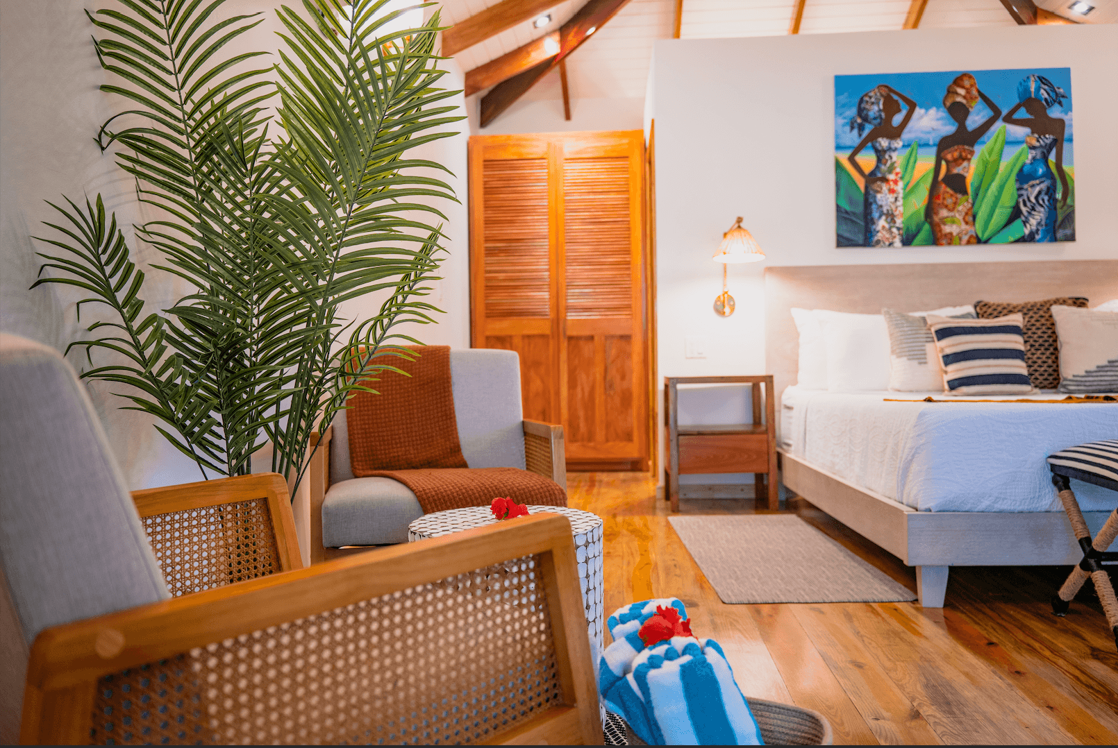 Coconut Row Boutique Hotel