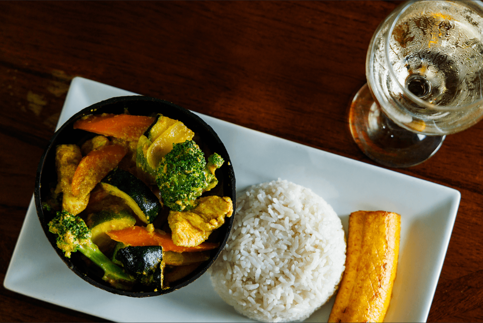 Coconut Row Boutique Hotel